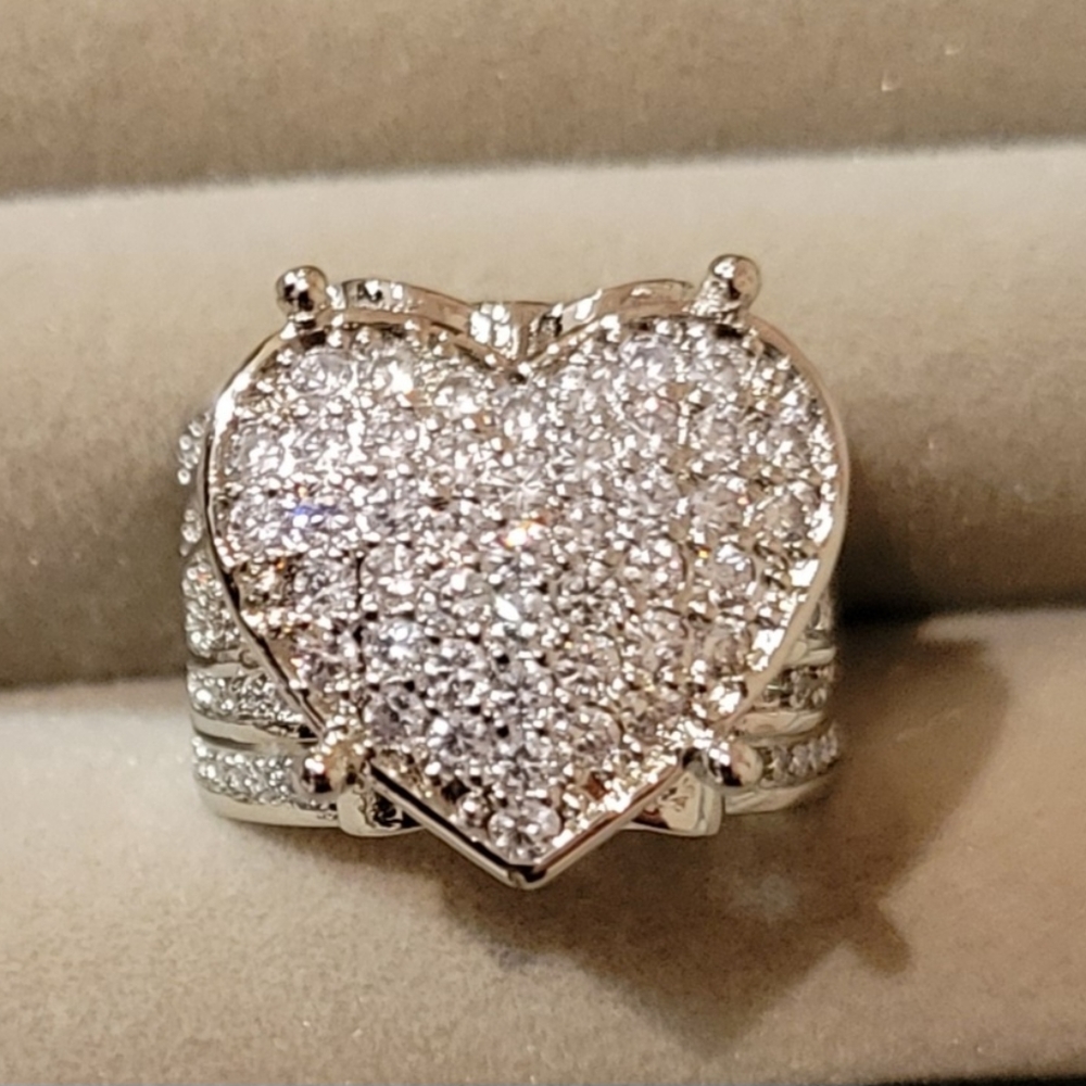 Sterling silver zircon ring